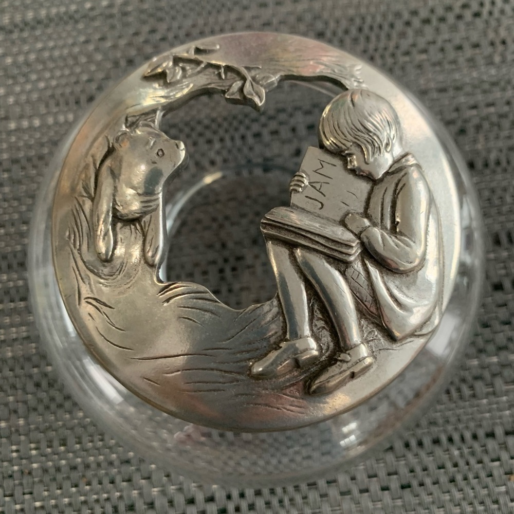 Disney Winnie the Pooh glass dish